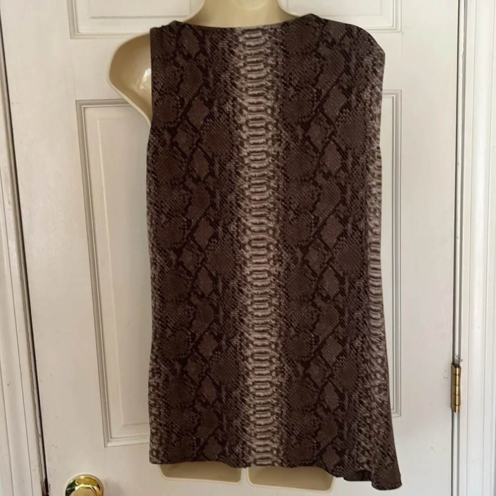 Micheal Kors size XL tan serpent print top ,year round alone or under jacket